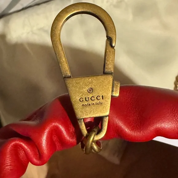 Gucci Women's Mini Gg Marmont Matelasse Calf Leather Bucket Bag - Picture 5 of 10